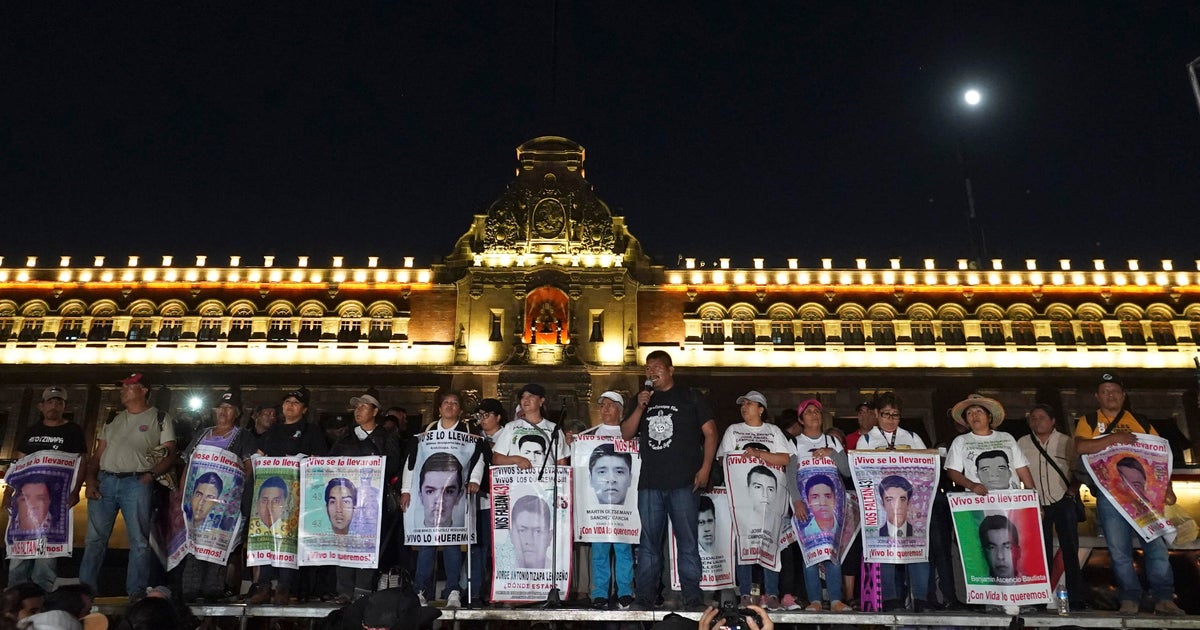 2 dedektif on yıl önce Meksika'da kaybolan öğrencileri arıyordu. Şimdi kendileri ortadan kayboldular.