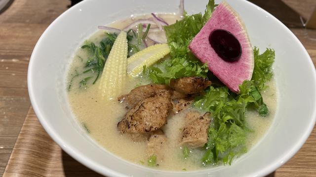 ramen-japan-soup.jpg 