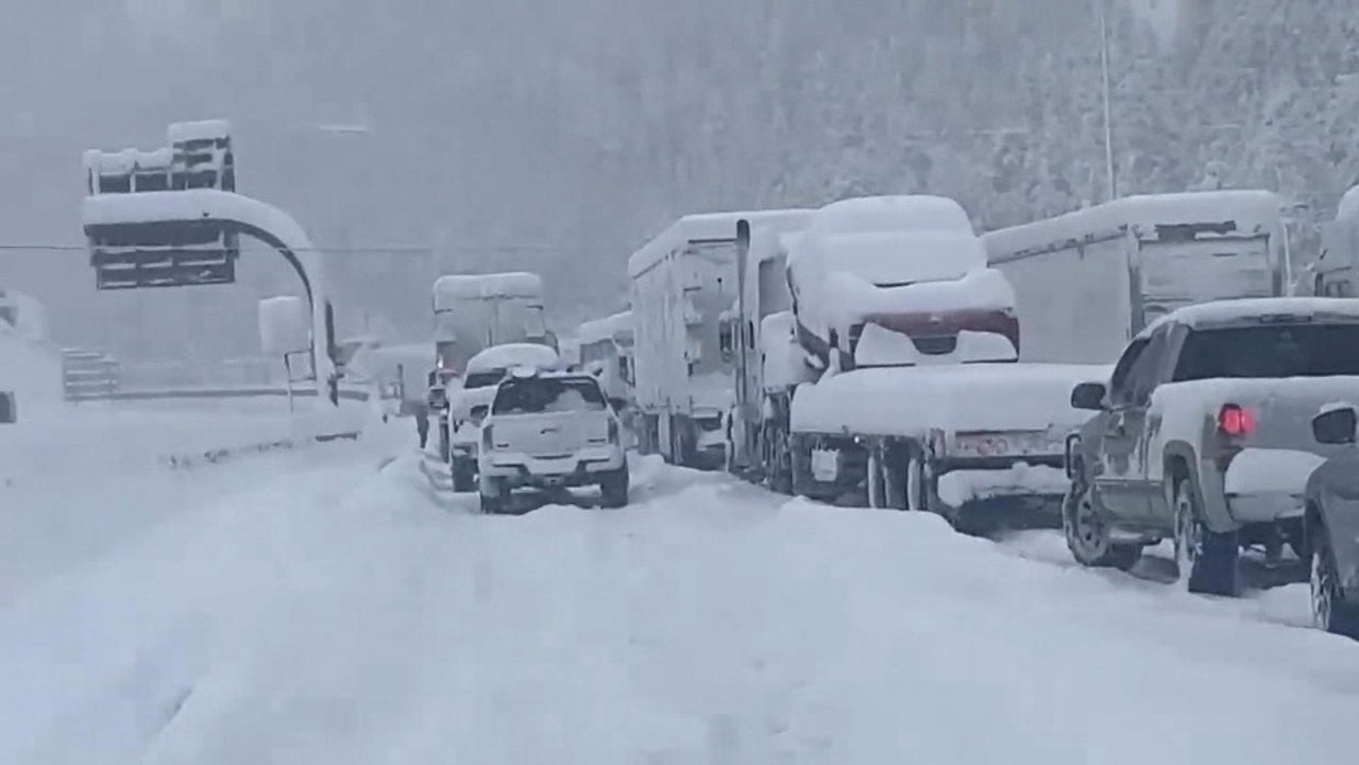 Colorado's Highway 285 reopens after crews remove stuck vehicles, semis