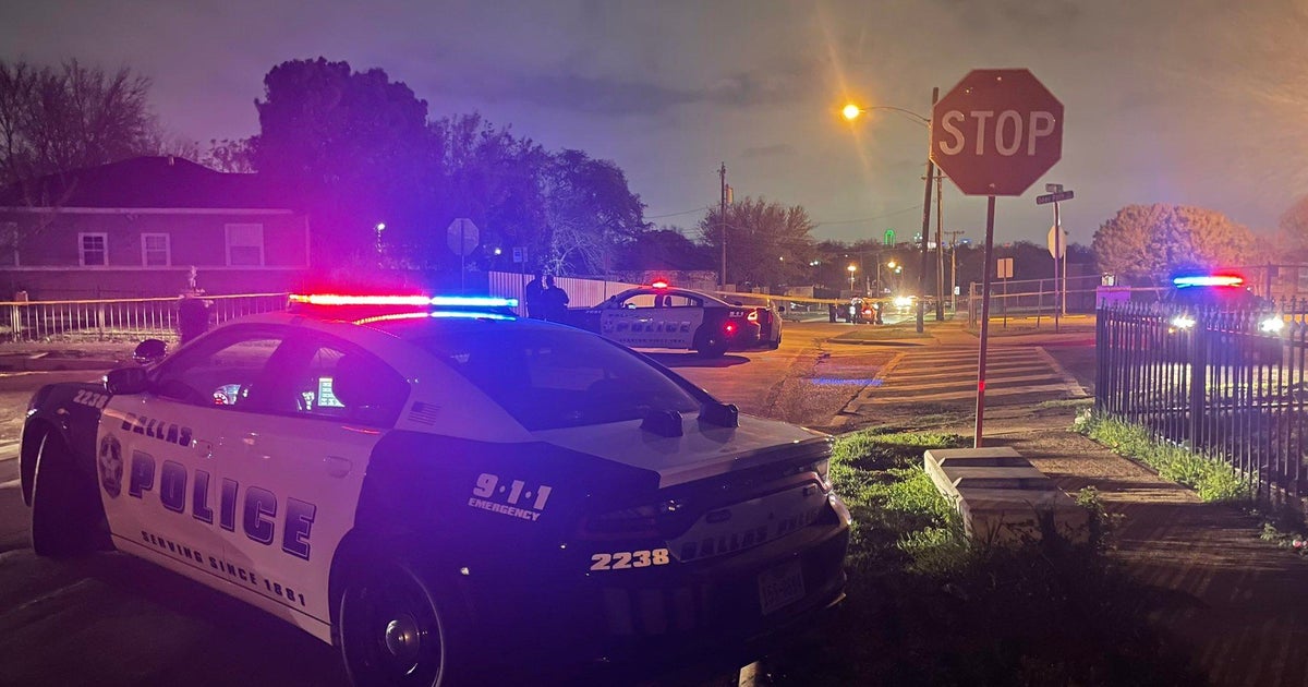 Dallas police officer in stable condition after chase that turned into ...