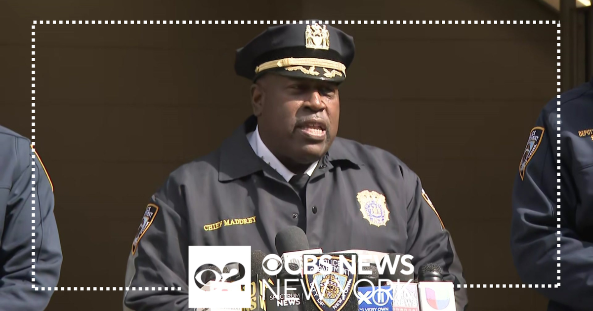 Watch NYPD update on investigation into Brooklyn subway shooting - CBS ...
