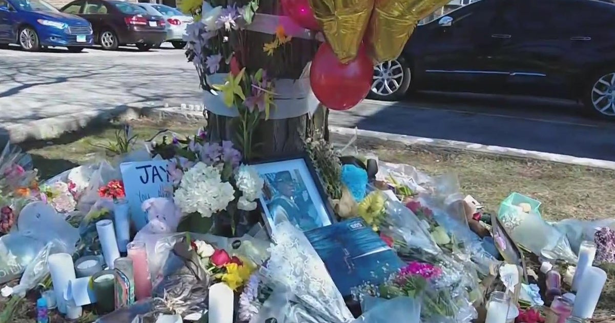How was suspect in stabbing that wounded woman, killed teen allowed to ...