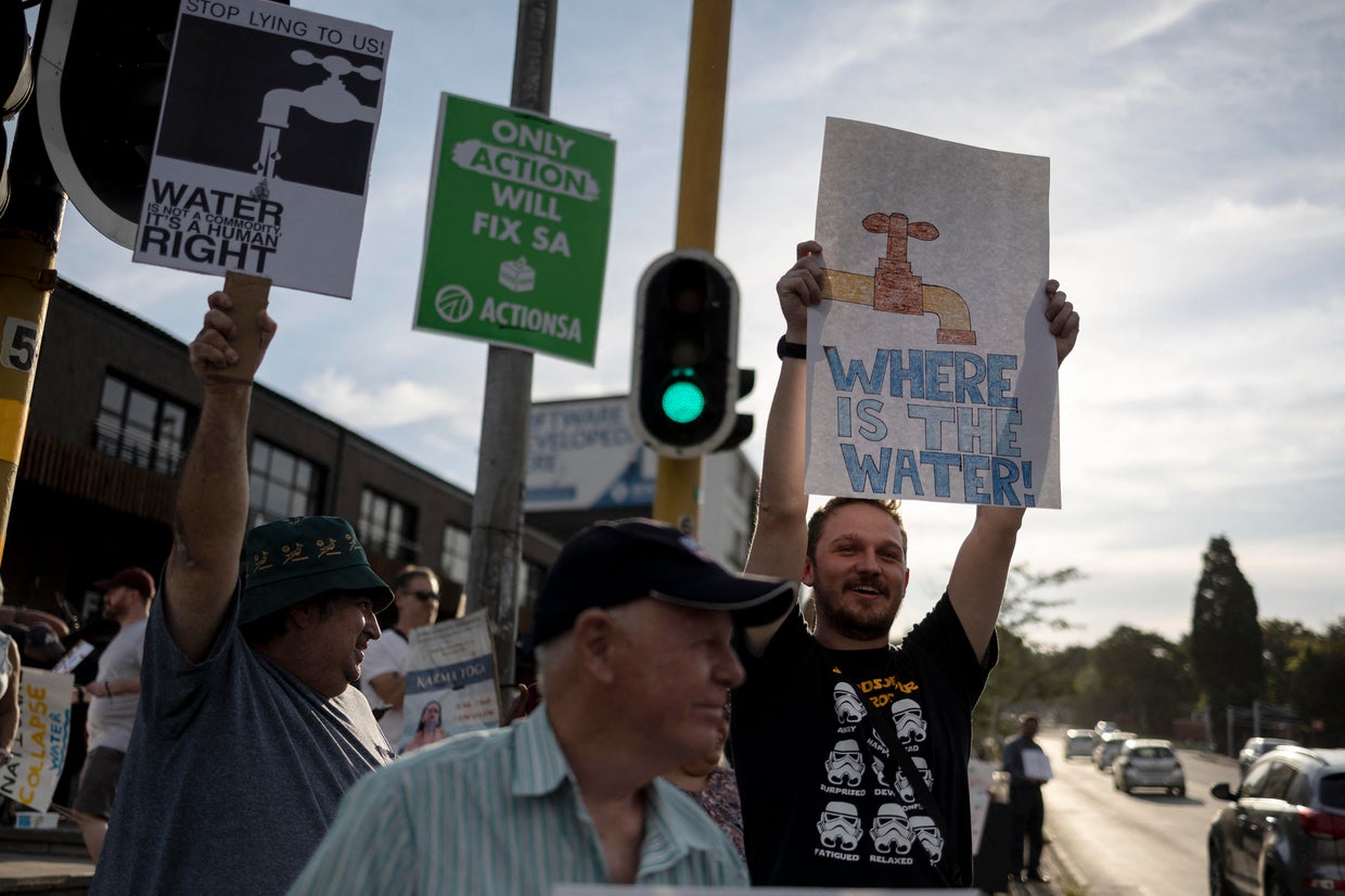 south-africa-water-crisis-sees-taps-run-dry-across-johannesburg-cbs-news