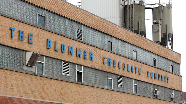 EPA To Halt Chocolate Fumes Over Chicago 