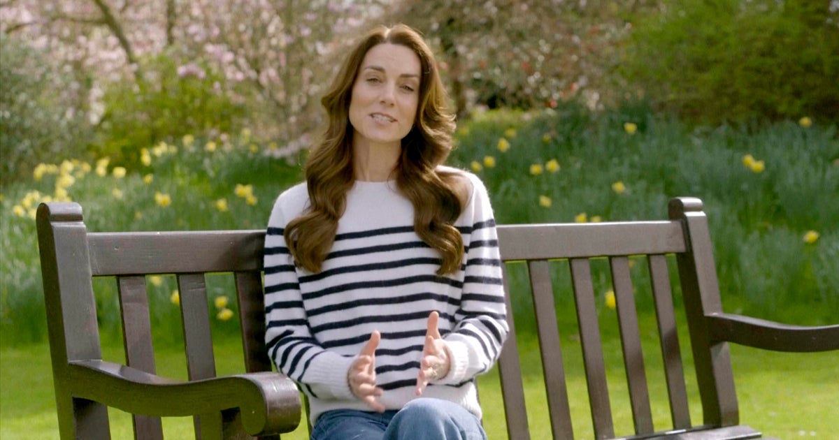 왕궁은 케이트 공주와 윌리엄 왕자가 암 진단에 대한 대중의 반응에 “깊은 감동을 받았다”고 밝혔습니다. 왕궁은 케이트 공주와 윌리엄 왕자가 암 진단에 대한 대중의 반응에 “깊은 감동을 받았다”고 밝혔습니다.