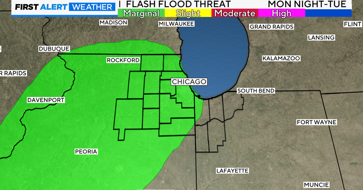 Waves of rain bring flood threat to Chicago area - CBS Chicago