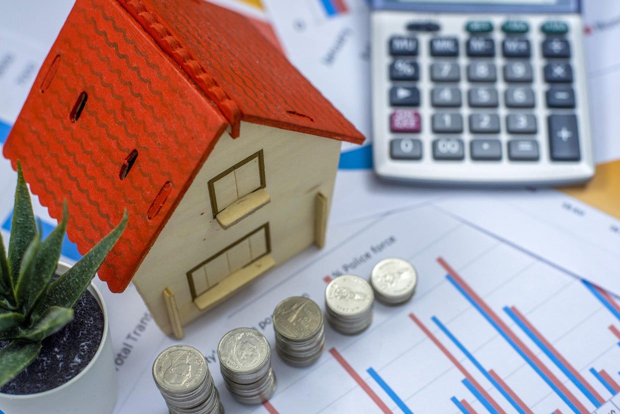 Home equity loan rate forecast for spring 2025 Here's what experts