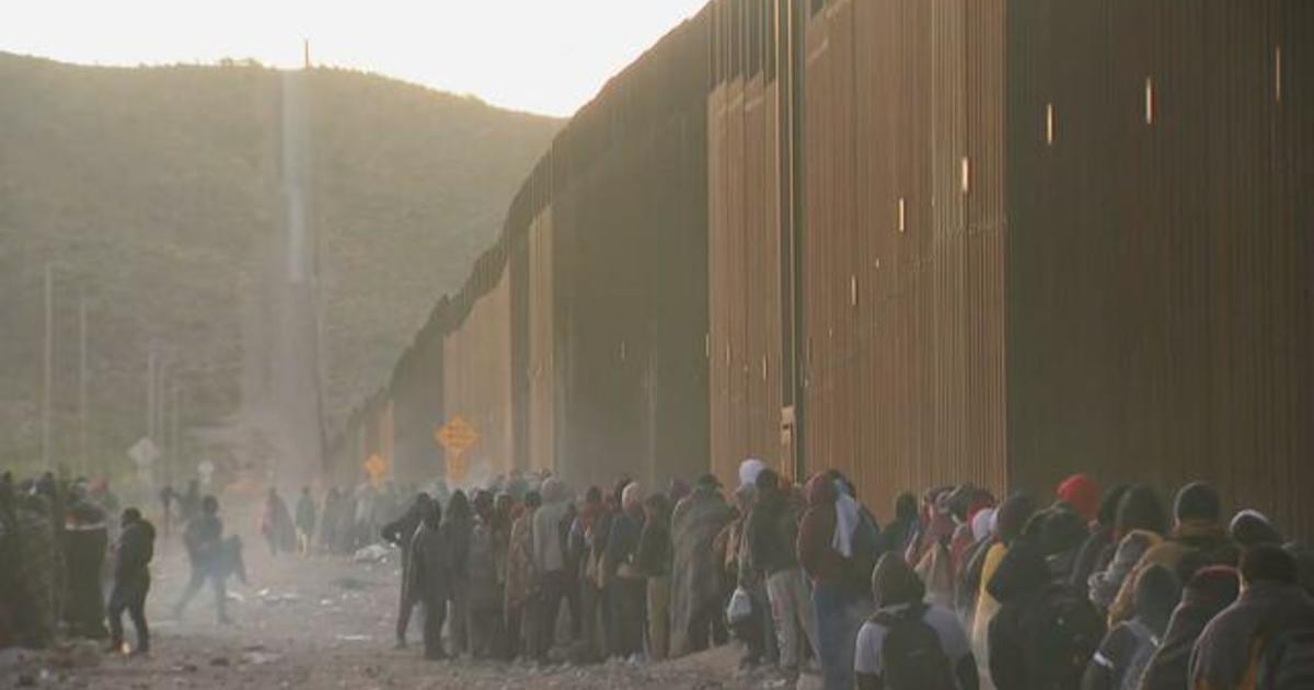 Increase in migrants trying to cross U.S.-Mexico border in states farther West thumbnail