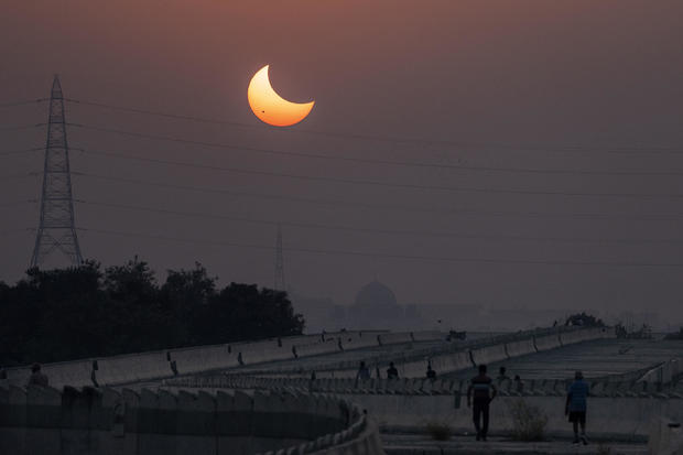 APTOPIX India Solar Eclipse 