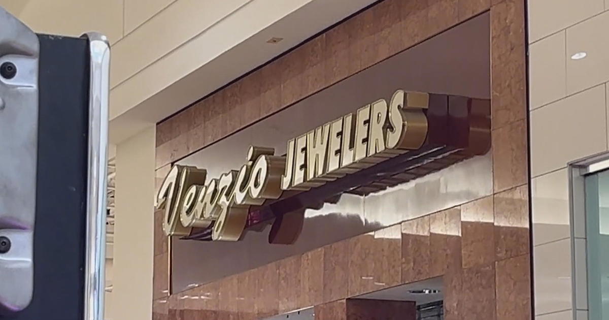 Thieves steal a  million jewelry jackpot from Ocean County Mall in a cutting-edge heist, police say