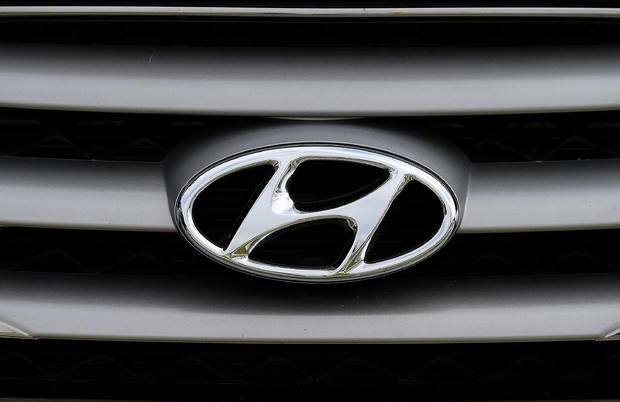Hyundai And Kia Recall 1.9 Million Vehicles In U.S. For Airbag And Brake Light Problems 