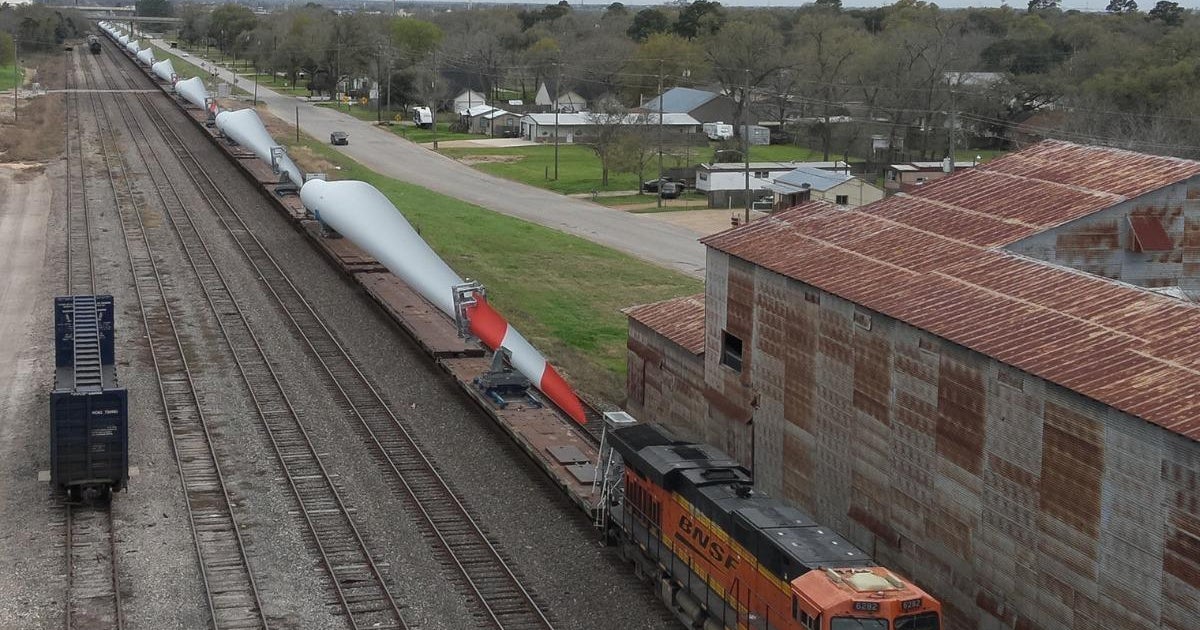 Longest turbine blades hauled via rail leave Colorado - Vimarsana News