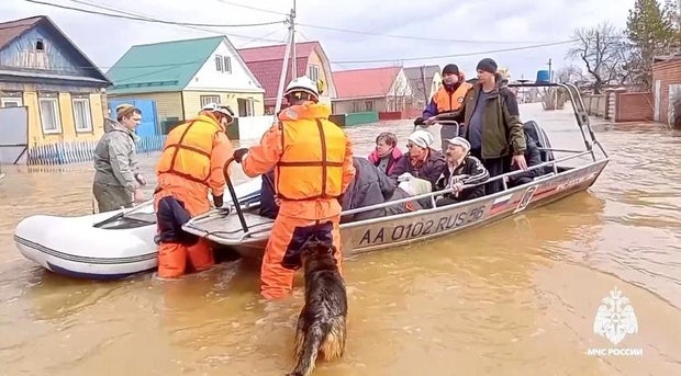 Evacuation of residents continues after dam bursts in Orsk, Russia