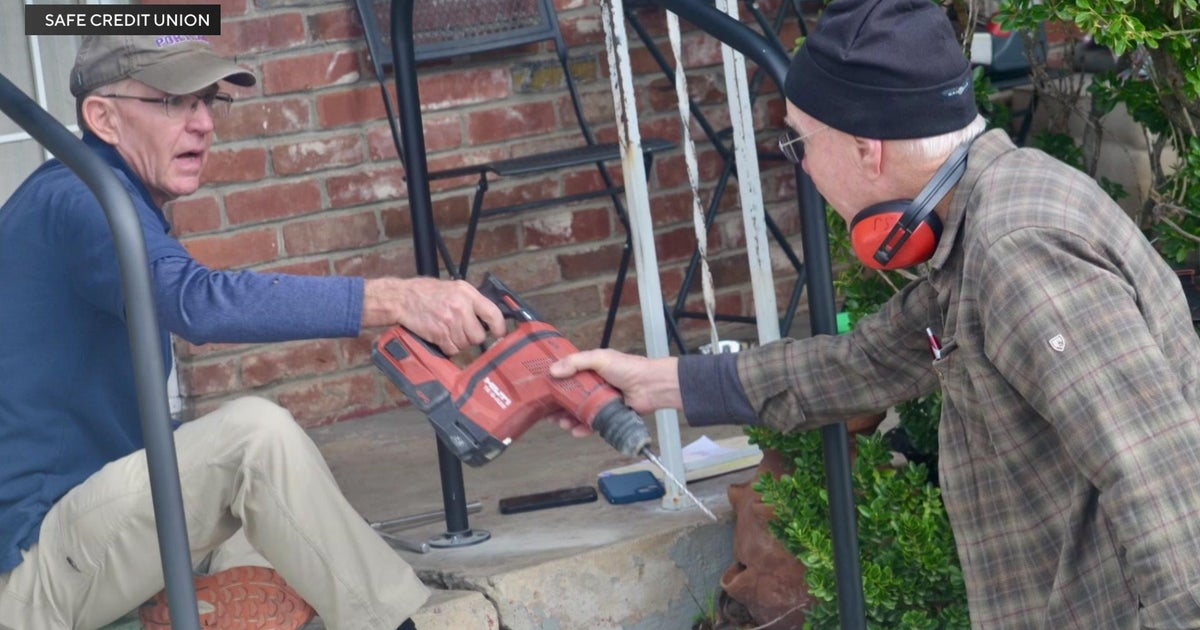 Sacramento nonprofit made up of senior citizens lends helping hand to other seniors