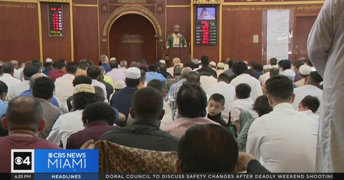 South Florida Muslims wish for peace on Eid al-Fitr as Israel-Hamas war continues - CBS Miami