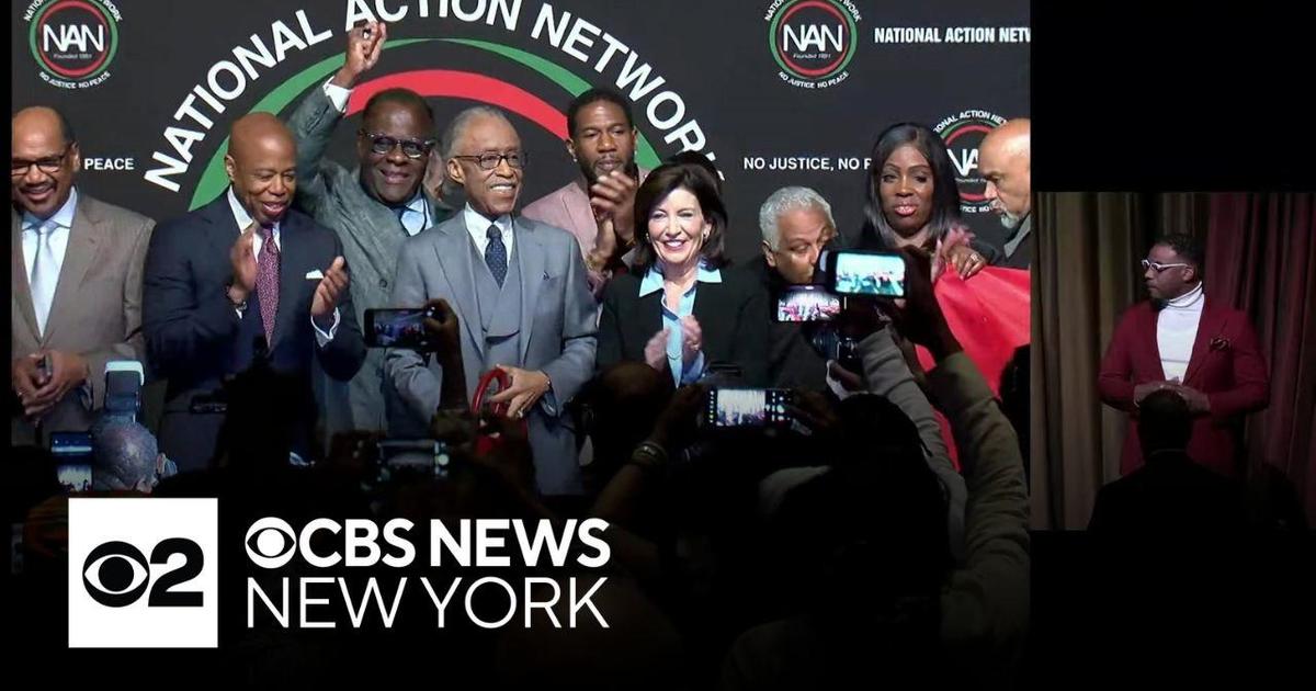 Gov. Hochul, Mayor Adams join Rev. Al Sharpton to open NAN convention ...