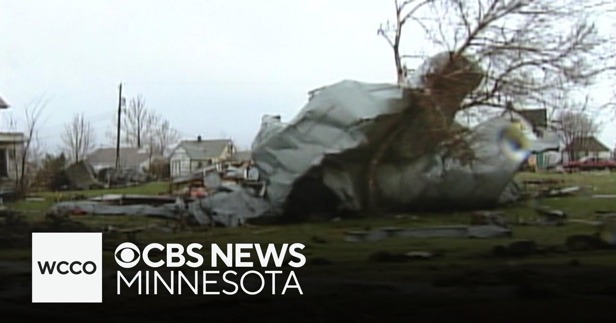 Looking back at the 1998 tornado outbreak in Comfrey, St. Peter CBS