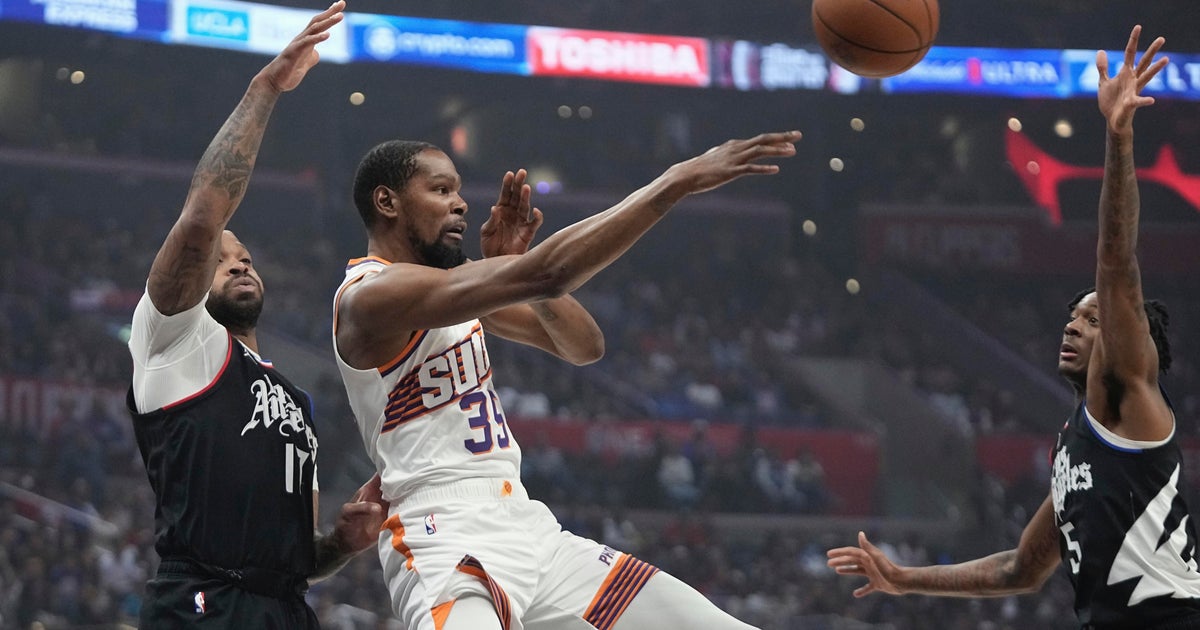 Suns rally in 4th to beat Clippers 124-108 to split home-and-home set after blowout loss - Vimarsana News