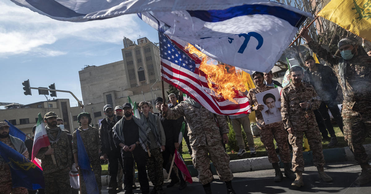 U.S. issues travel warning for Israel with Iran attack believed to be imminent and fear Gaza war could spread