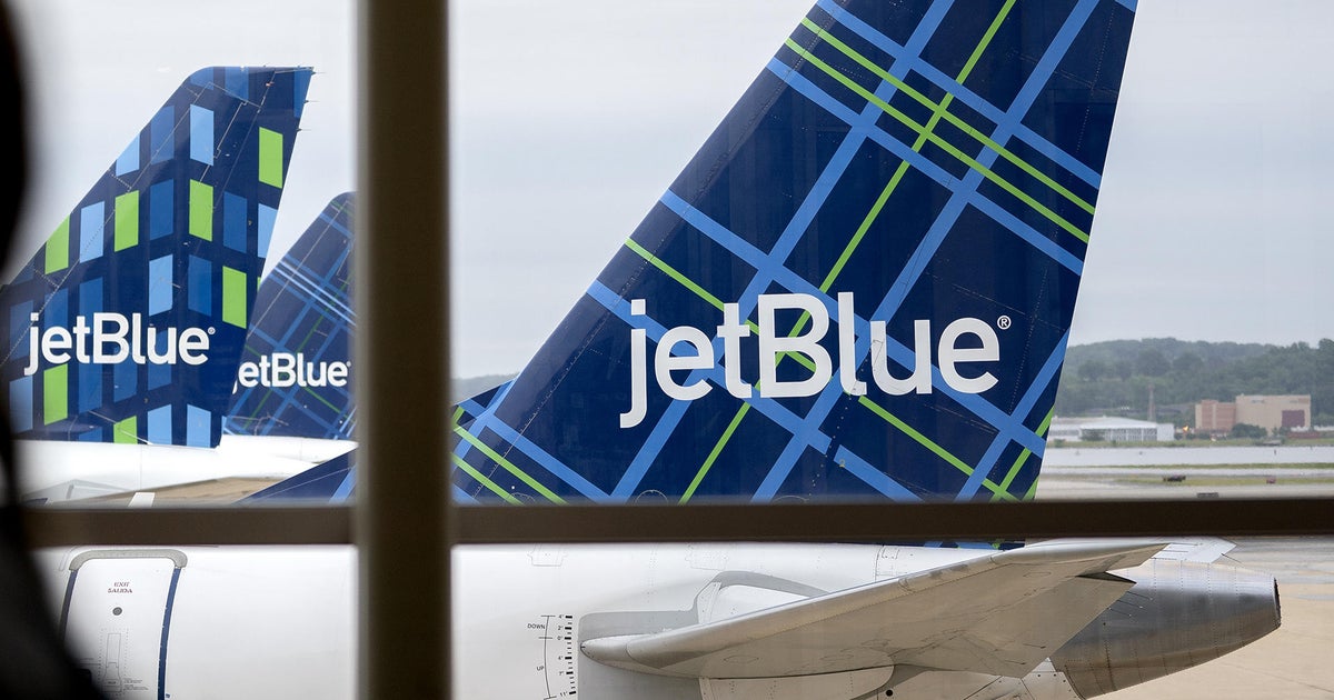 Two people found dead in JetBlue plane landing gear at Fort Lauderdale-Hollywood International Airport Two people found dead in JetBlue plane landing gear at Fort Lauderdale-Hollywood International Airport
