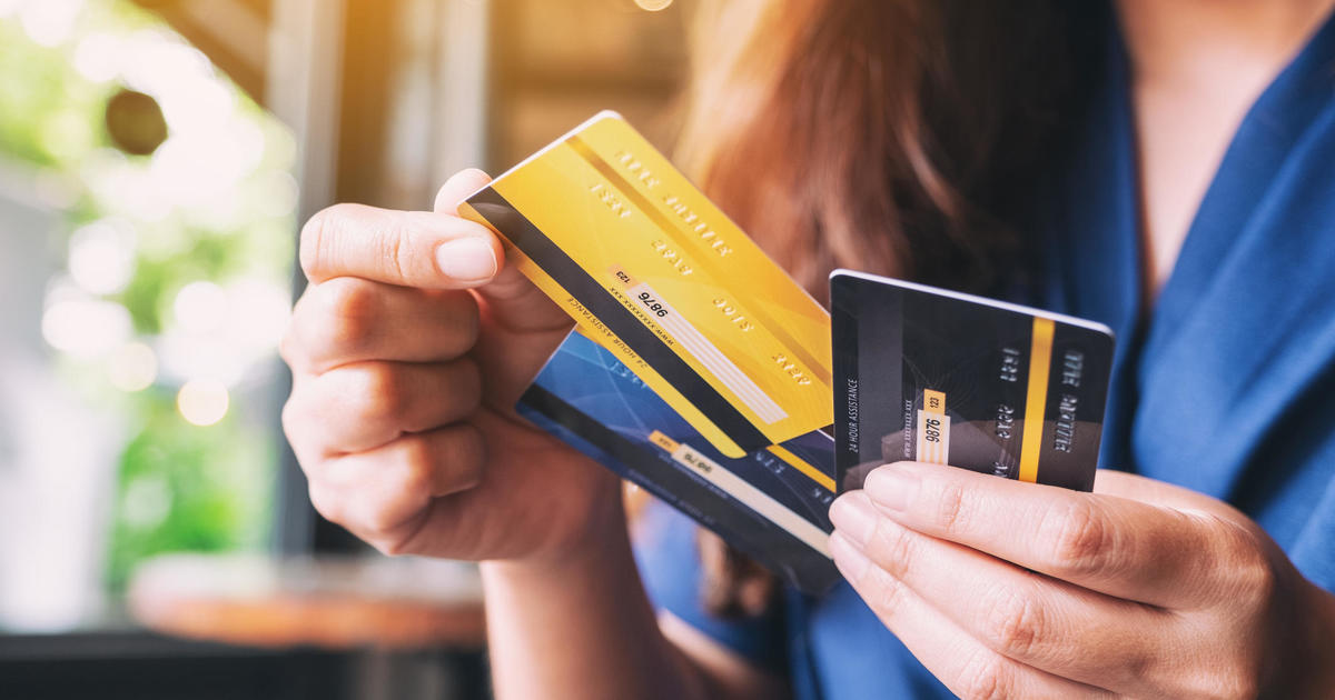 Дългът по кредитна карта може да бъде скъп Между лихвените