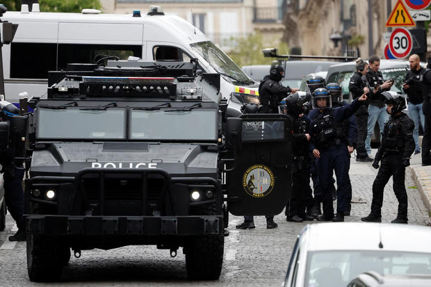 French constabulary cordoned disconnected Iranian consulate successful Paris wherever a man is threatening to rustle himself up 