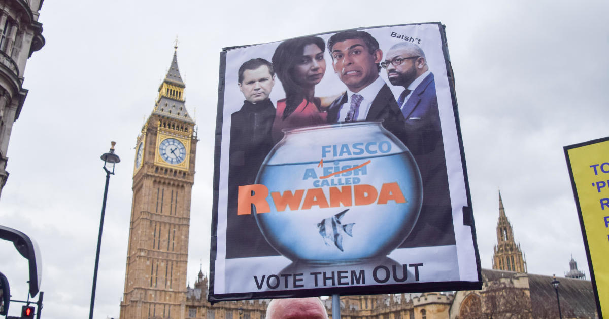 What is the U.K. plan to send asylum seekers to Rwanda?