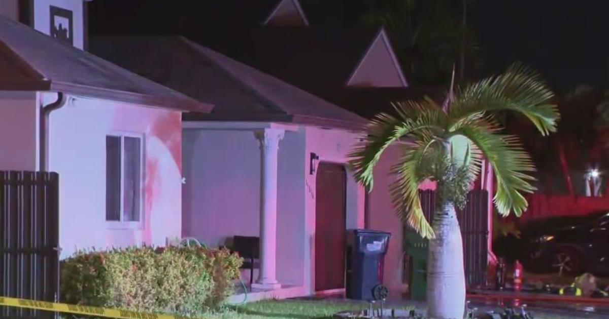 One dead in southwest Miami-Dade home fire