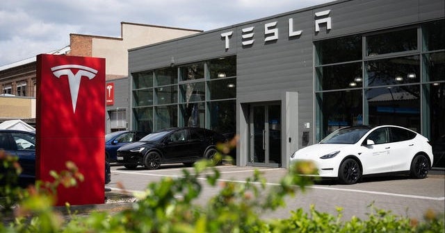 Tesla Layoffs 2025