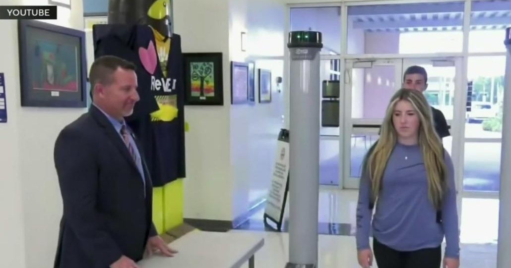 Broward School Board desires metallic detectors in all large educational institutions by conclude fall semester
