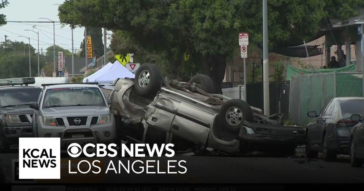 Pursuit ends in deadly crash in South LA - CBS Los Angeles