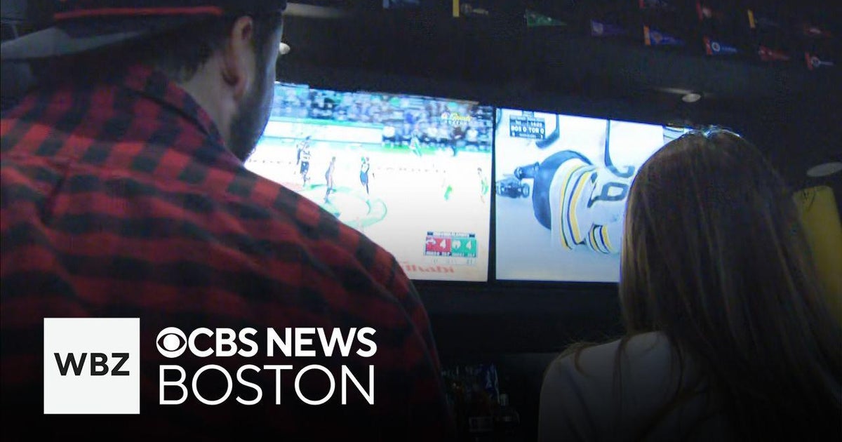 Boston sports fans watch dueling Bruins, Celtics playoff games - CBS Boston