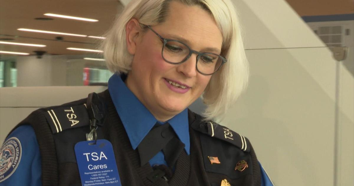 Denver TSA officer wins prestigious award: