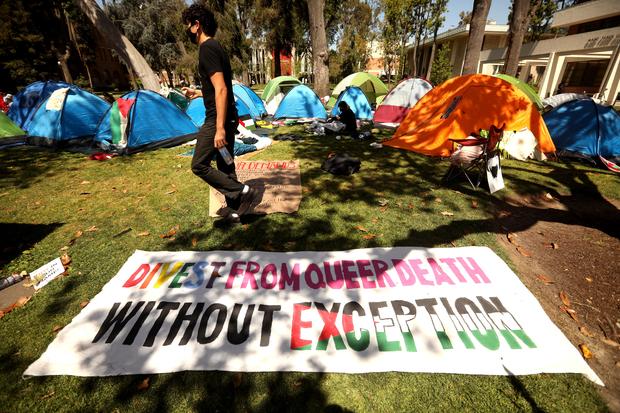 USC protest, tent camp, against war in Gaza 