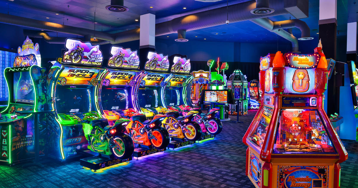 Dave and Buster's to allow betting on arcade games