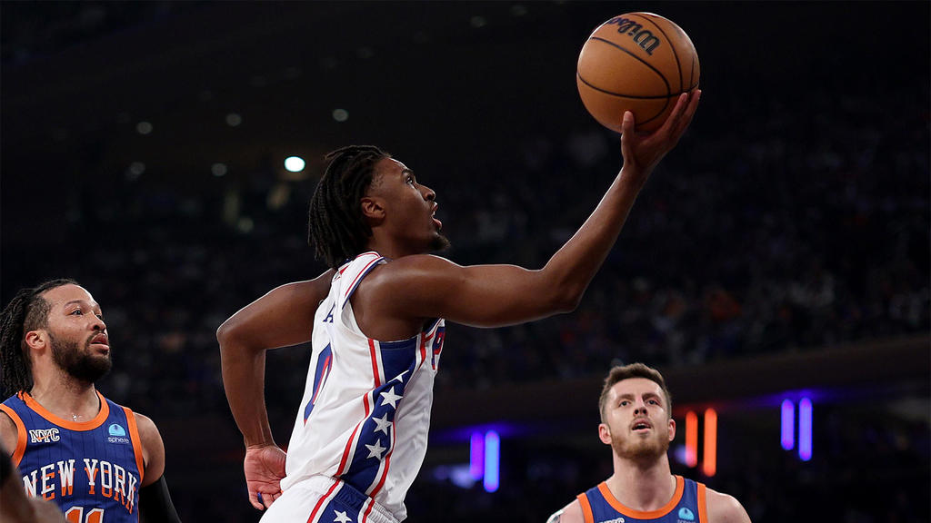 Tyrese Maxey saves Sixers from elimination with huge finish in OT win
that cuts Knicks' lead to 3-2
