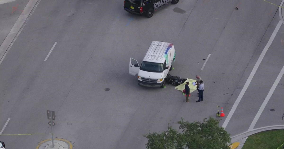 Fatal motorcycle crash under investigation in NW Miami-Dade – CBS News