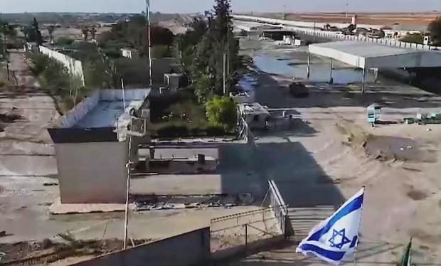 israel-tank-rafah-border-crossing.jpg 
