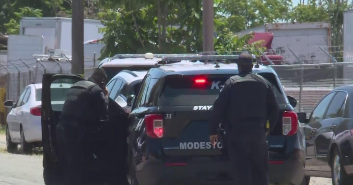 Ceres police shoot, kill suspect after responding to reports of him waving knife at family