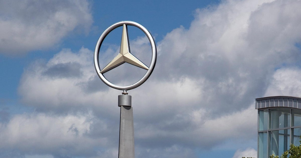 Mercedes-Benz workers in Alabama begin union vote - CBS News Mercedes-Benz workers in Alabama begin union vote