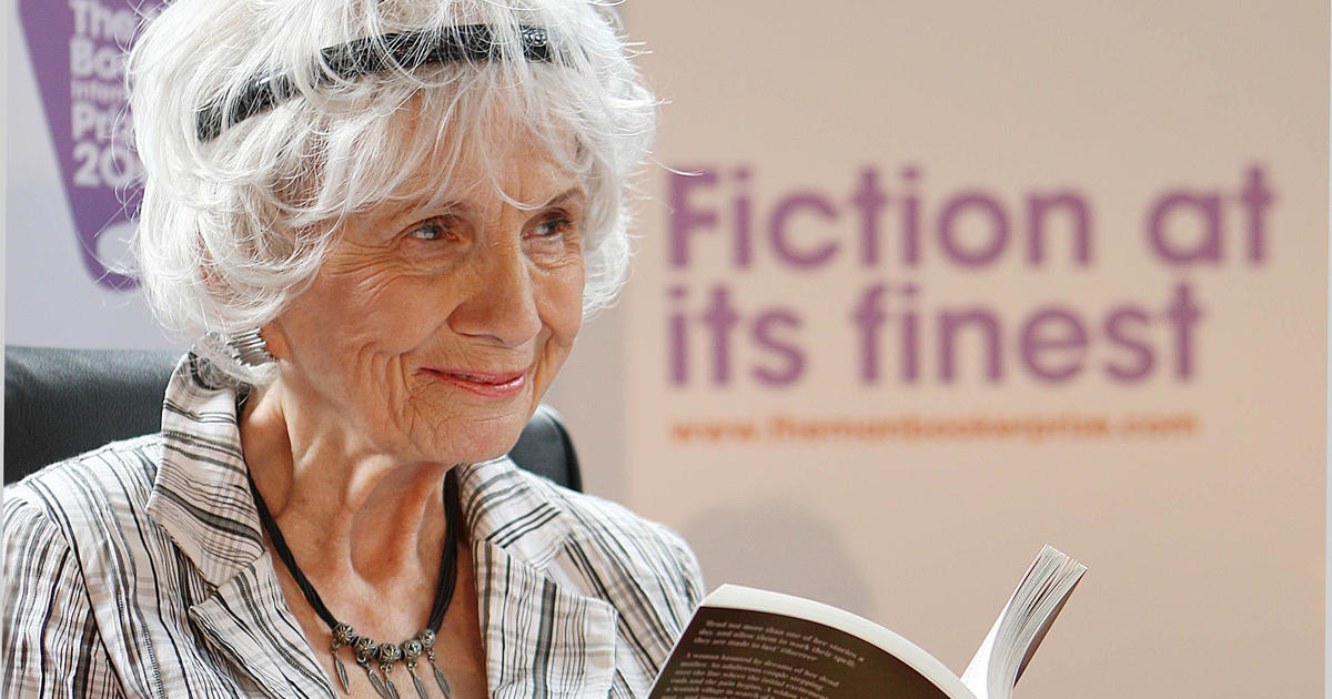 Алис Мънро, Нобелов лауреат, почитан като майстор на краткия разказ, почина на 92