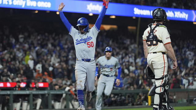 Giants lose to Dodgers 6-4 after 2-run double in the 10th inning - CBS San  Francisco