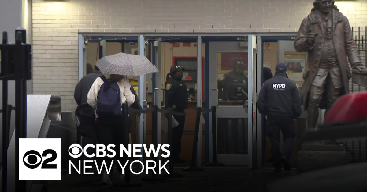 Students face metal detectors at NYC school a day after stabbing - CBS ...