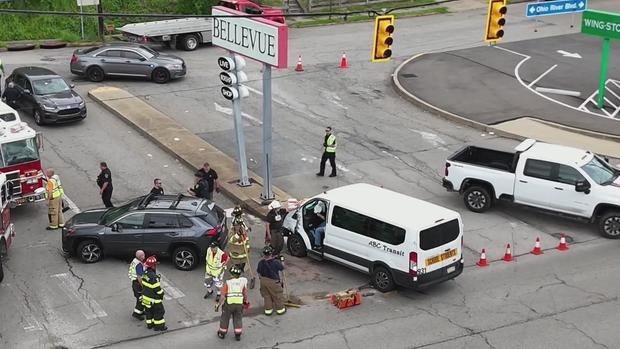 bellevue-school-van-crash.jpg 