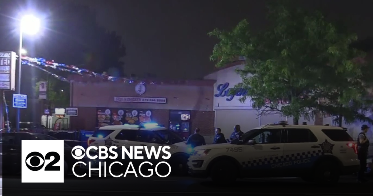 1 man dead, 2 injured after shooting in liquor store parking lot on ...