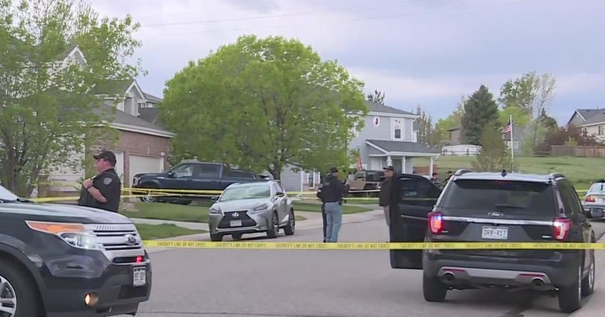 Arapahoe County Sheriff's deputies shoot and kill suspect, rescue ...