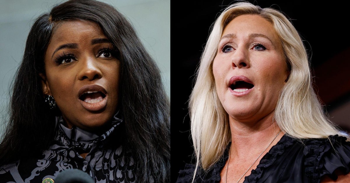 Chaotic House Oversight meeting as Greene, Crockett trade insults CBS