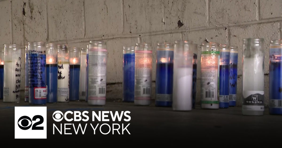 Suspect arrested in deadly shooting near SoHo high school - CBS New York