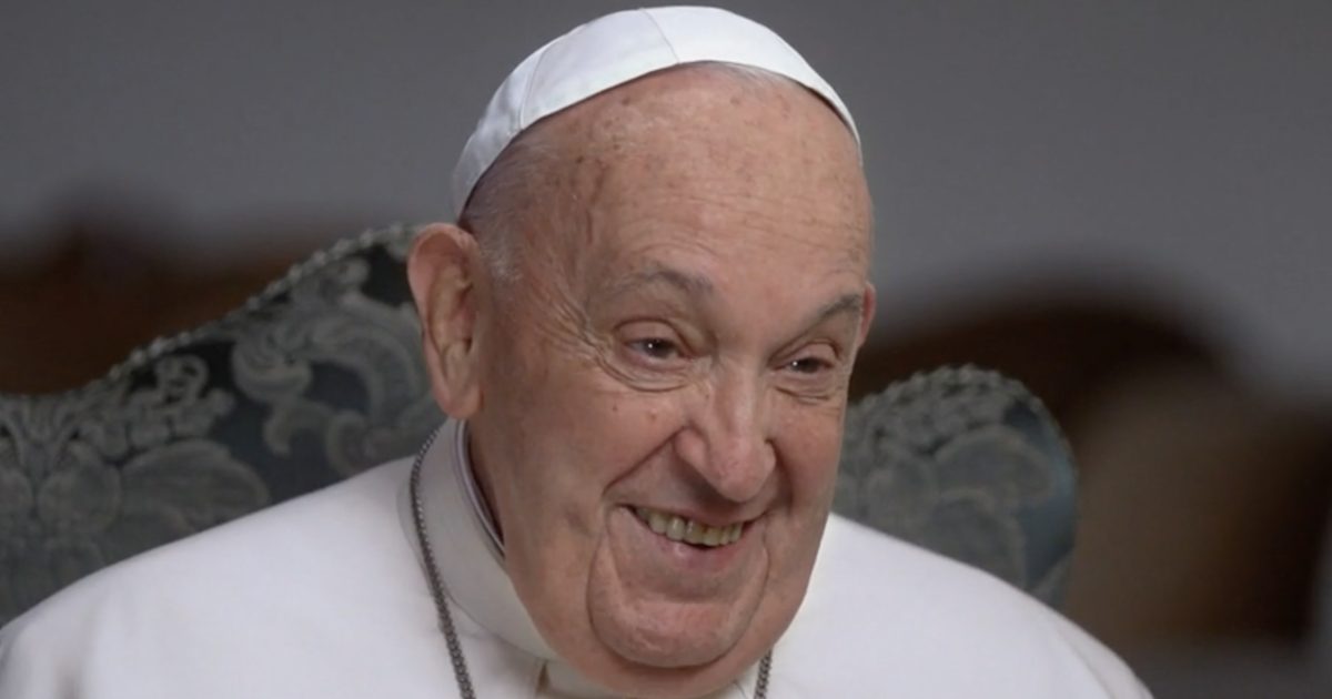 CBS News изненадва папа Франциск с подарък, вдъхновен от детайлите в неговата книга