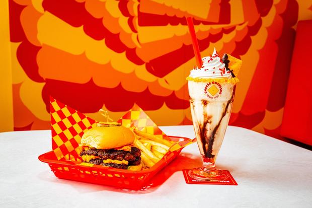 Cheez-It-Diner-Burger---Milkshake-Horizontal 